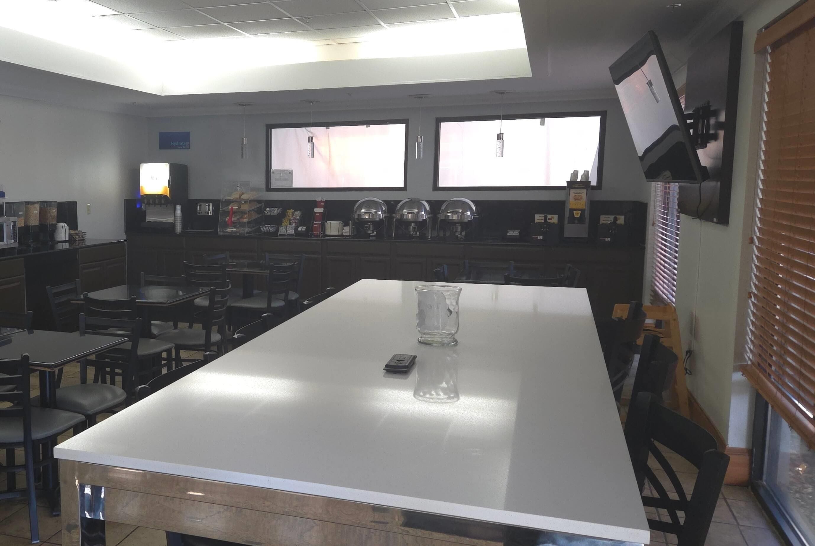 Petit déjeuner complet compris tous les jours