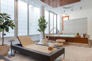 Sauna, spa, soins du corps, hydrothérapie, aromathérapie, enveloppements