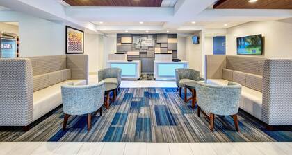 Holiday Inn Express Woodbridge by IHG