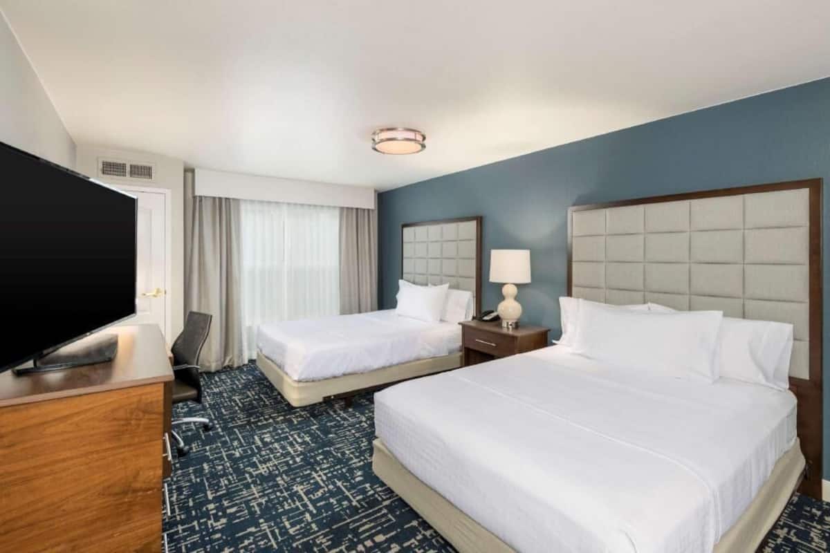 In-room safe, iron/ironing board, free WiFi, bed sheets
