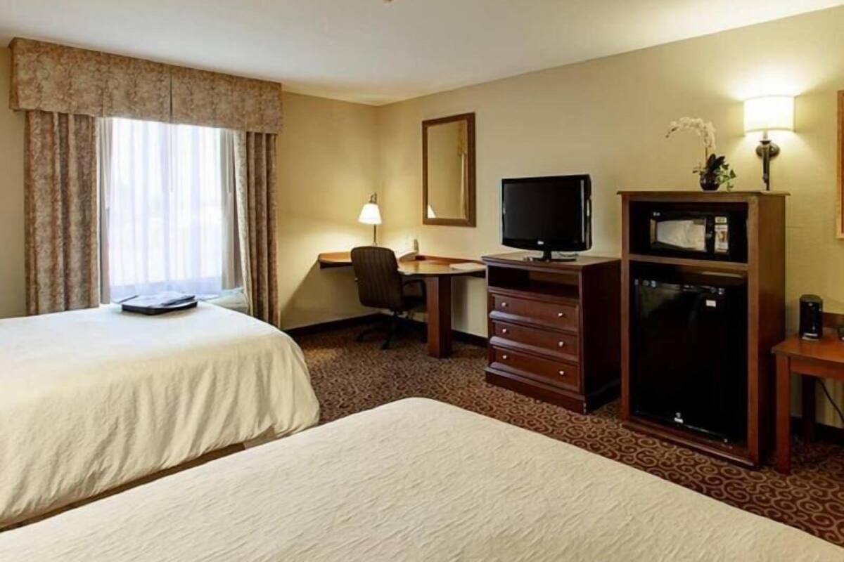 Iron/ironing board, rollaway beds, free WiFi, bed sheets