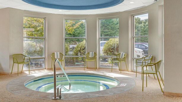 室內 Spa 池