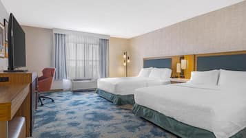 Down duvets, in-room safe, desk, blackout curtains