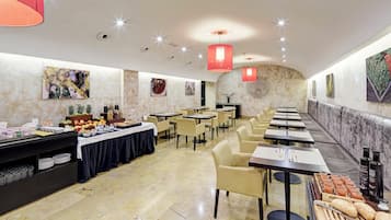 Daily buffet breakfast (EUR 16 per person)