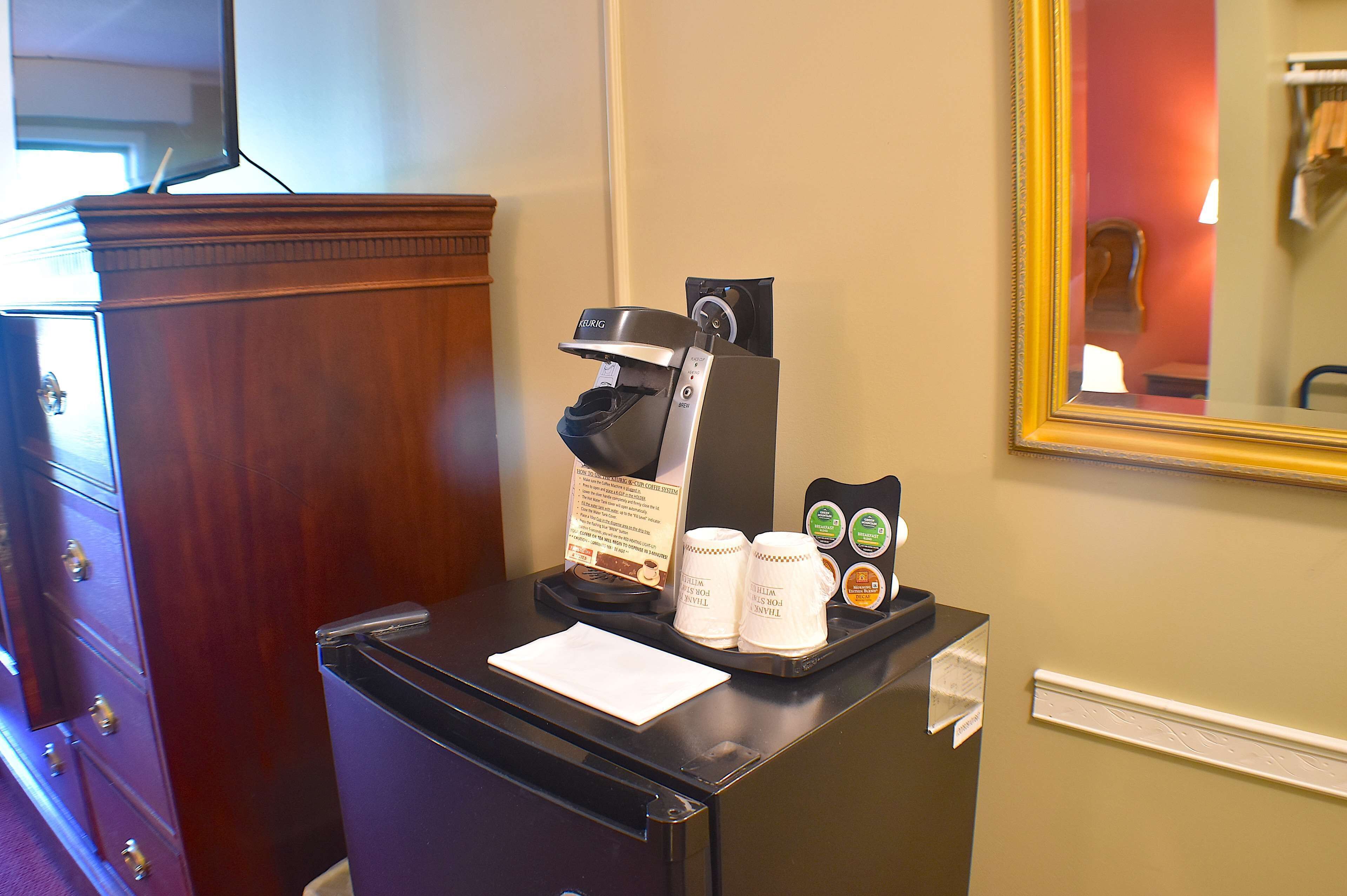 1 bedroom, in-room safe, desk, laptop workspace