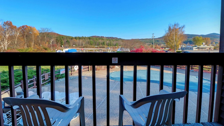 Fireside Inn & Suites Gilford