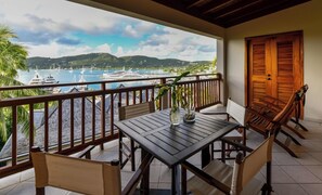 Executive Suite, 1 Bedroom, Kitchen, Marina View | Terrace/patio