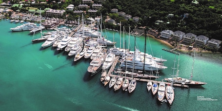 Marina/club náutico