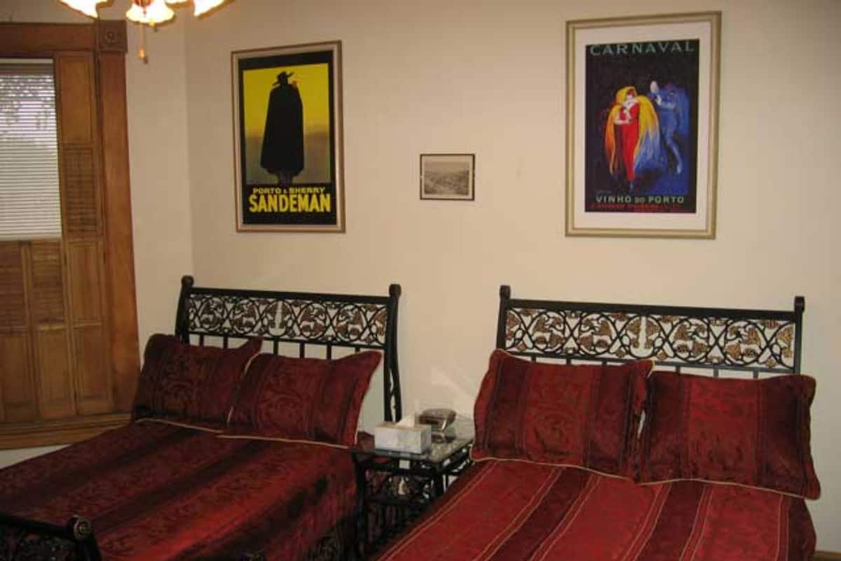 1 bedroom, individually decorated, desk, free WiFi