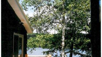 Chambre Deluxe, 1 grand lit, balcon, vue lac (Eagle Room) | Balcon