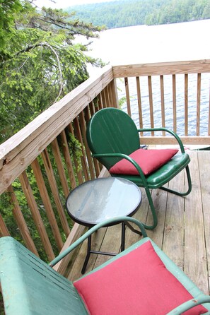 Habitación individual Deluxe, 1 cama Queen size, balcón, sobre el agua (Pike Room) | Balcón