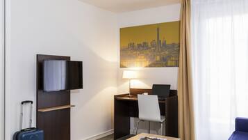 Apartment, 1 Bedroom (4 people) | Desk, free cots/infant beds, free WiFi