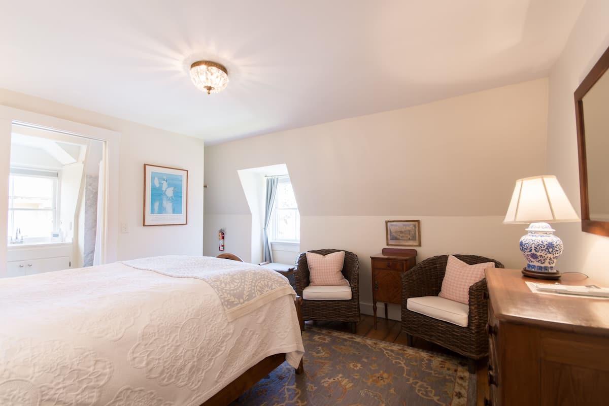 Standard Room | 1 bedroom, premium bedding, individually decorated