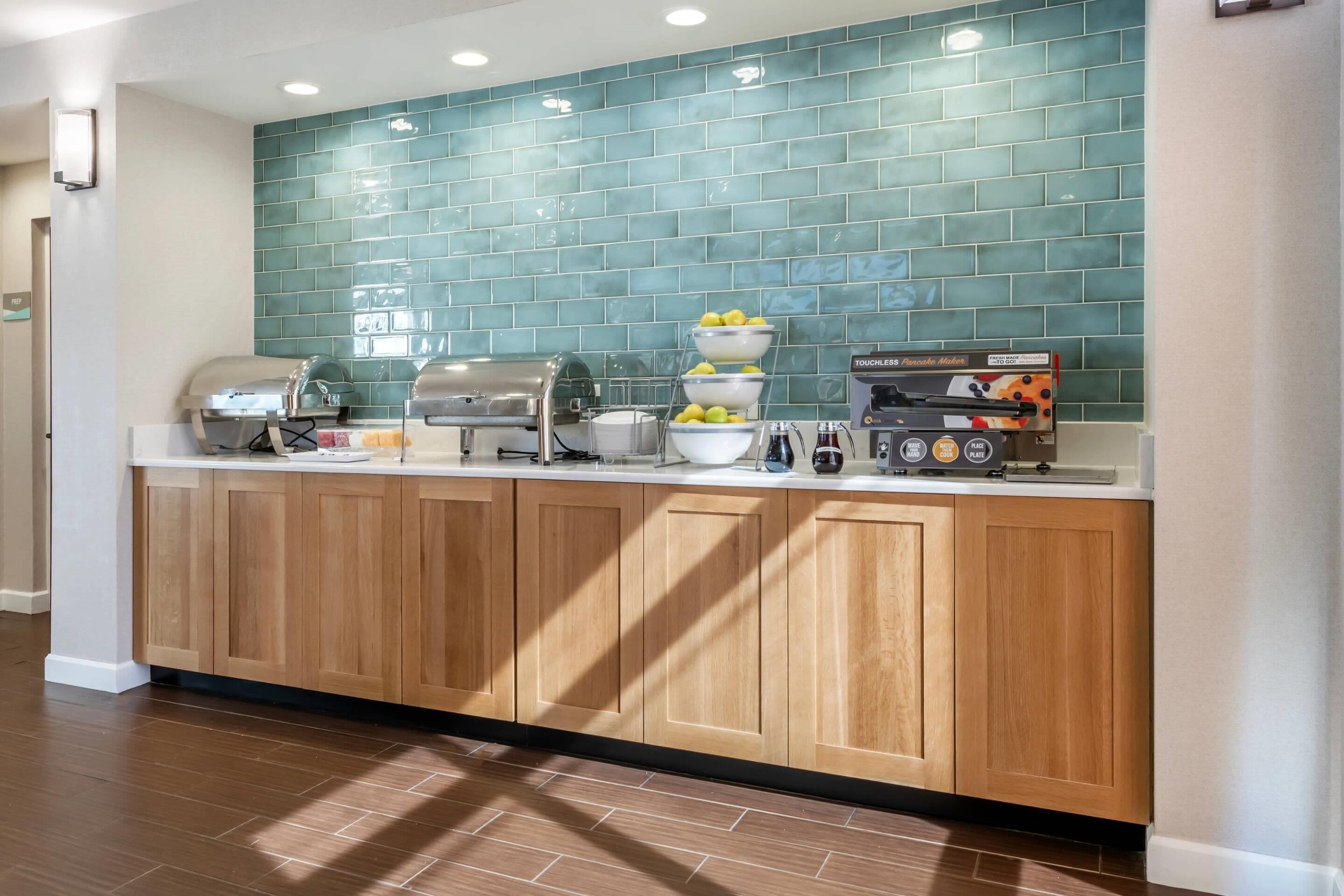 Desayuno bufé gratuito y diario