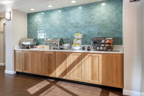 Frokostbuffé er inkludert hver dag