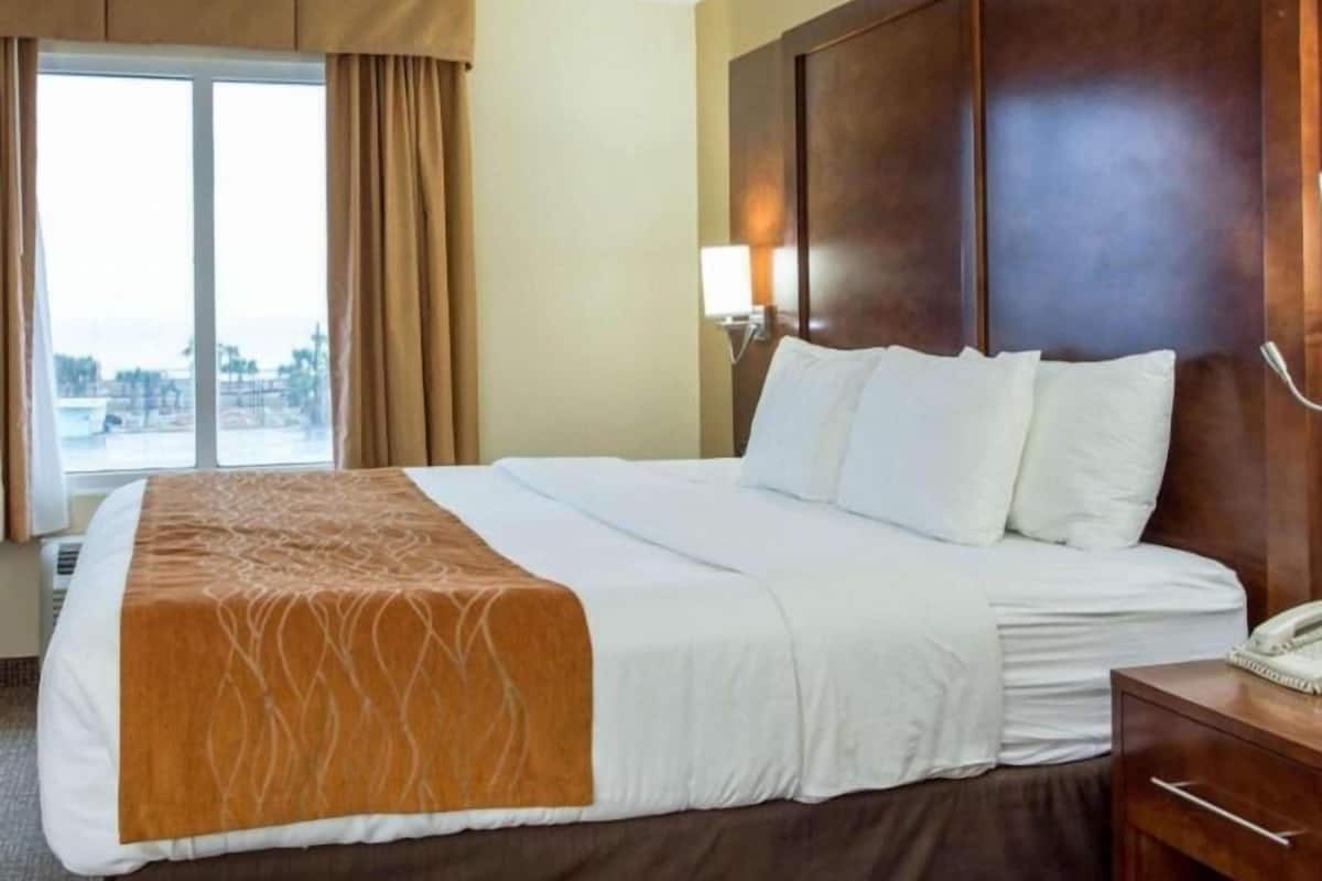 In-room safe, desk, laptop workspace, blackout drapes