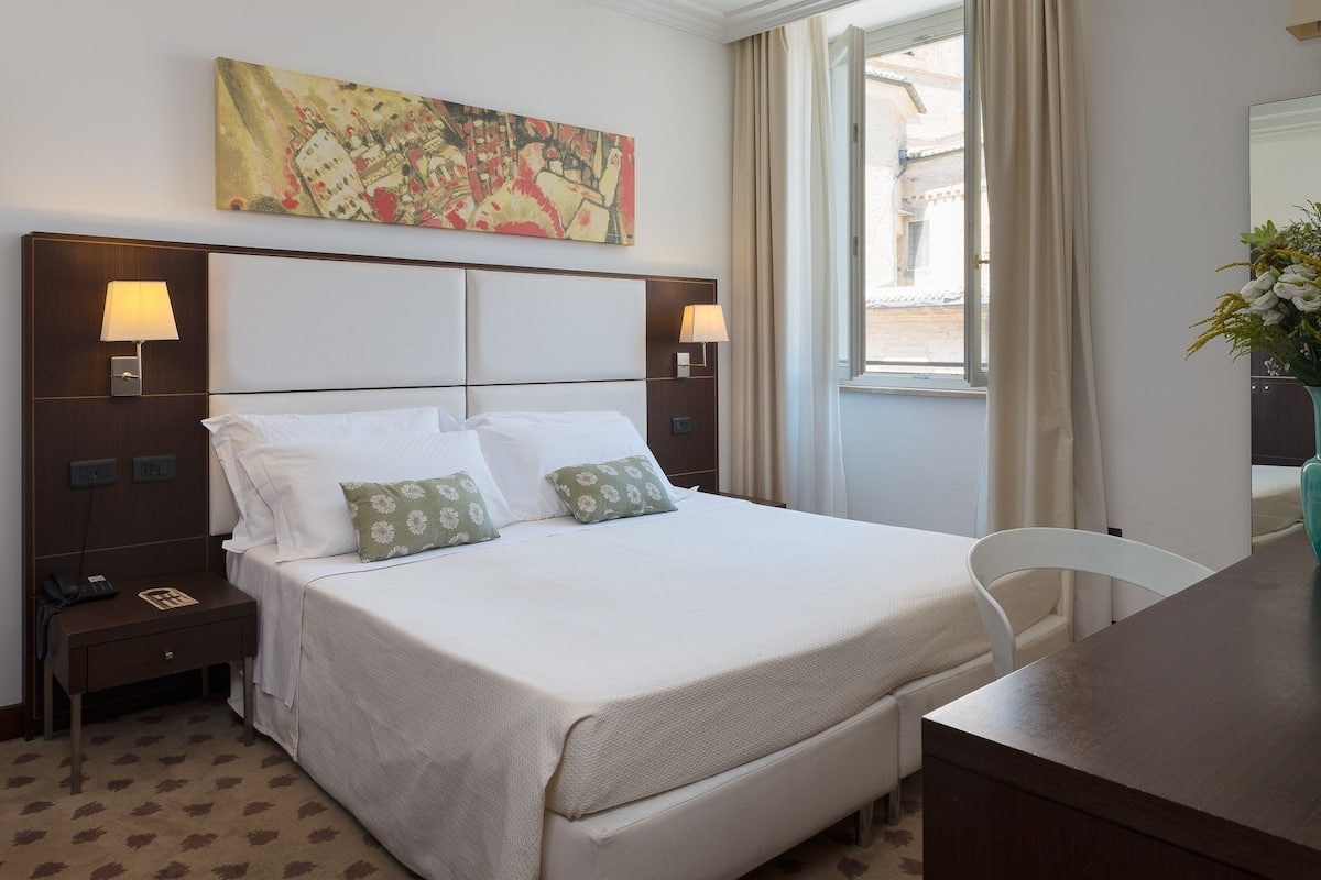 Superior Room | Premium bedding, in-room safe, desk, blackout drapes