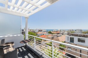 1 bedroom, minibar, in-room safe, rollaway beds