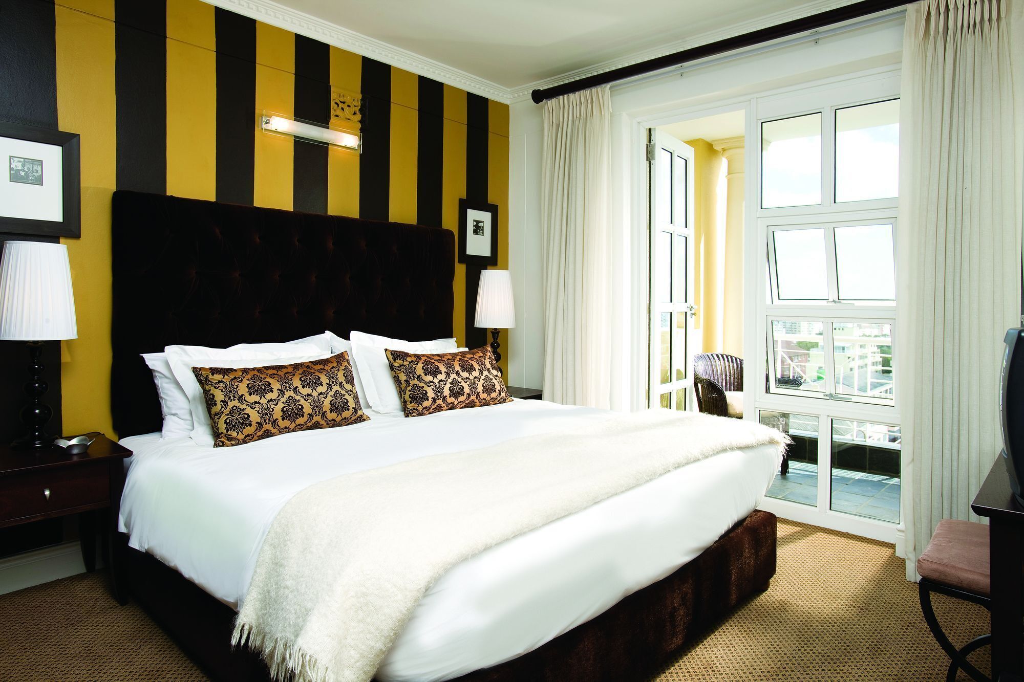 1 bedroom, minibar, in-room safe, rollaway beds