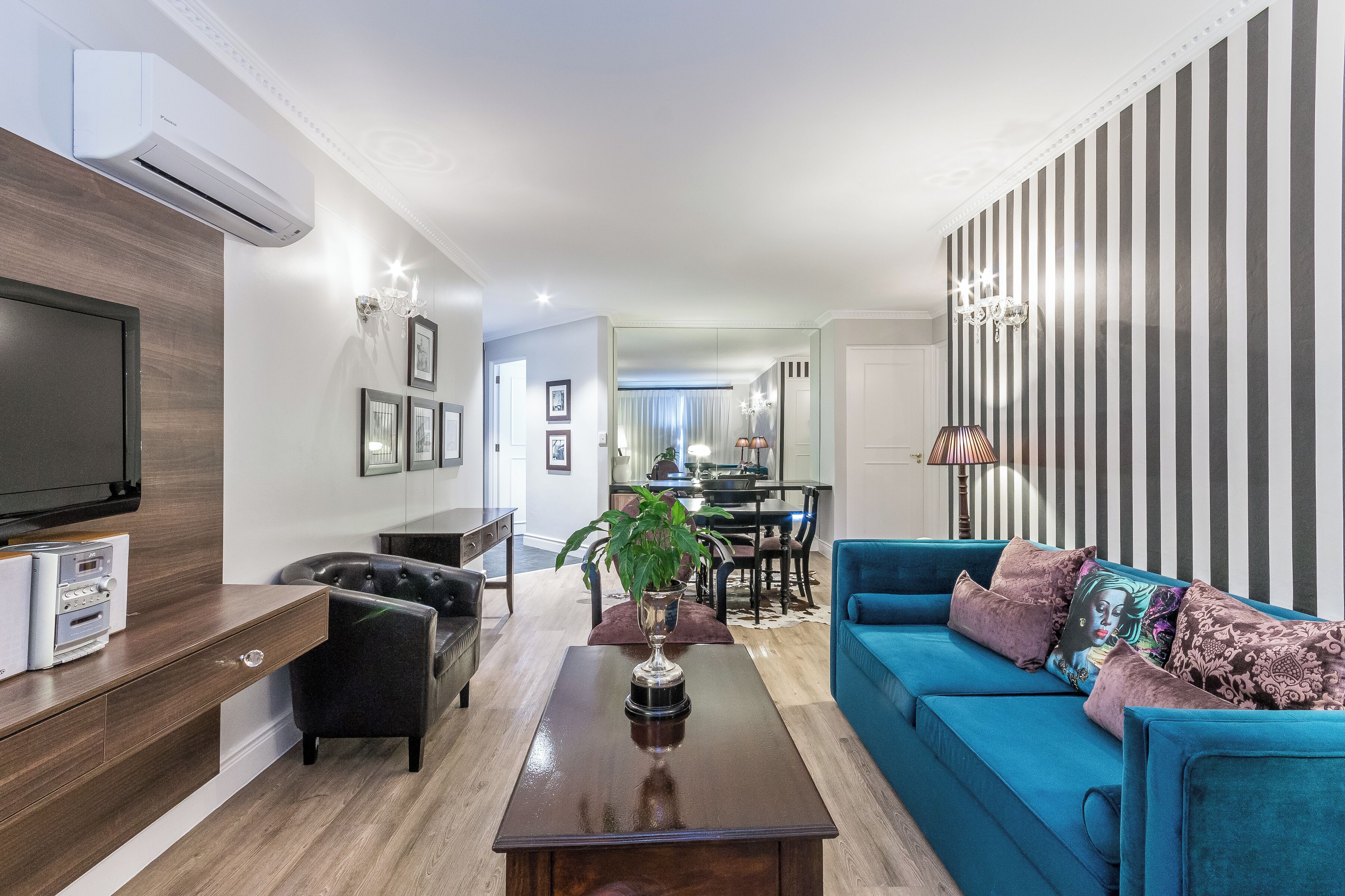 1 habitación, minibar, caja de seguridad en la habitación y camas extra 
