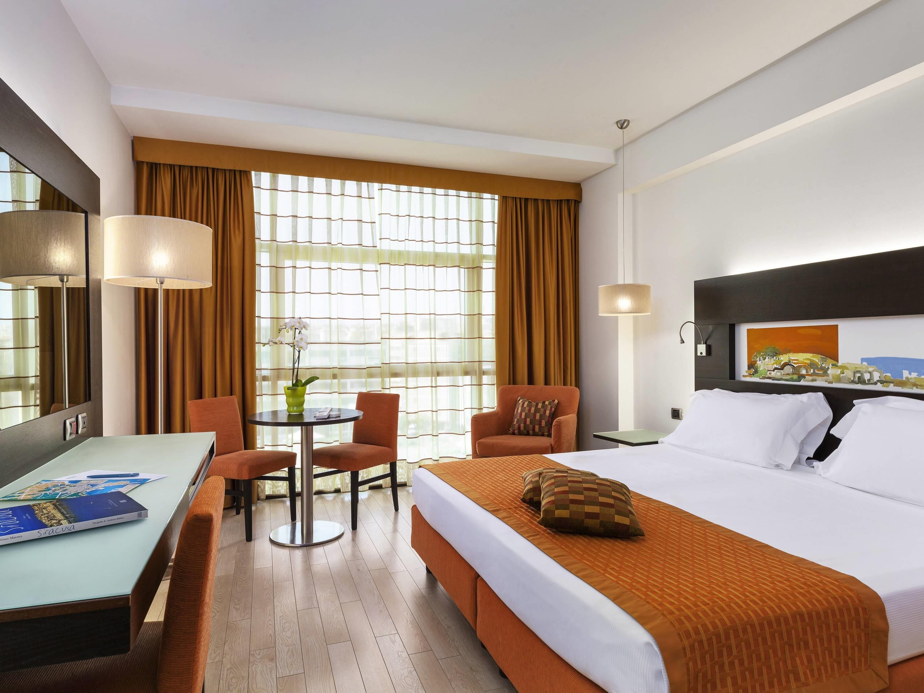 Privilege, 客房, 1 张双人床 | 防过敏的被褥、迷你吧、客房内保险箱、办公桌