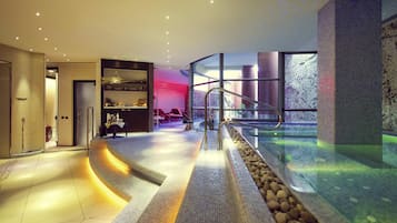 Espace de soins pour les couples, sauna, bain à remous, hammam