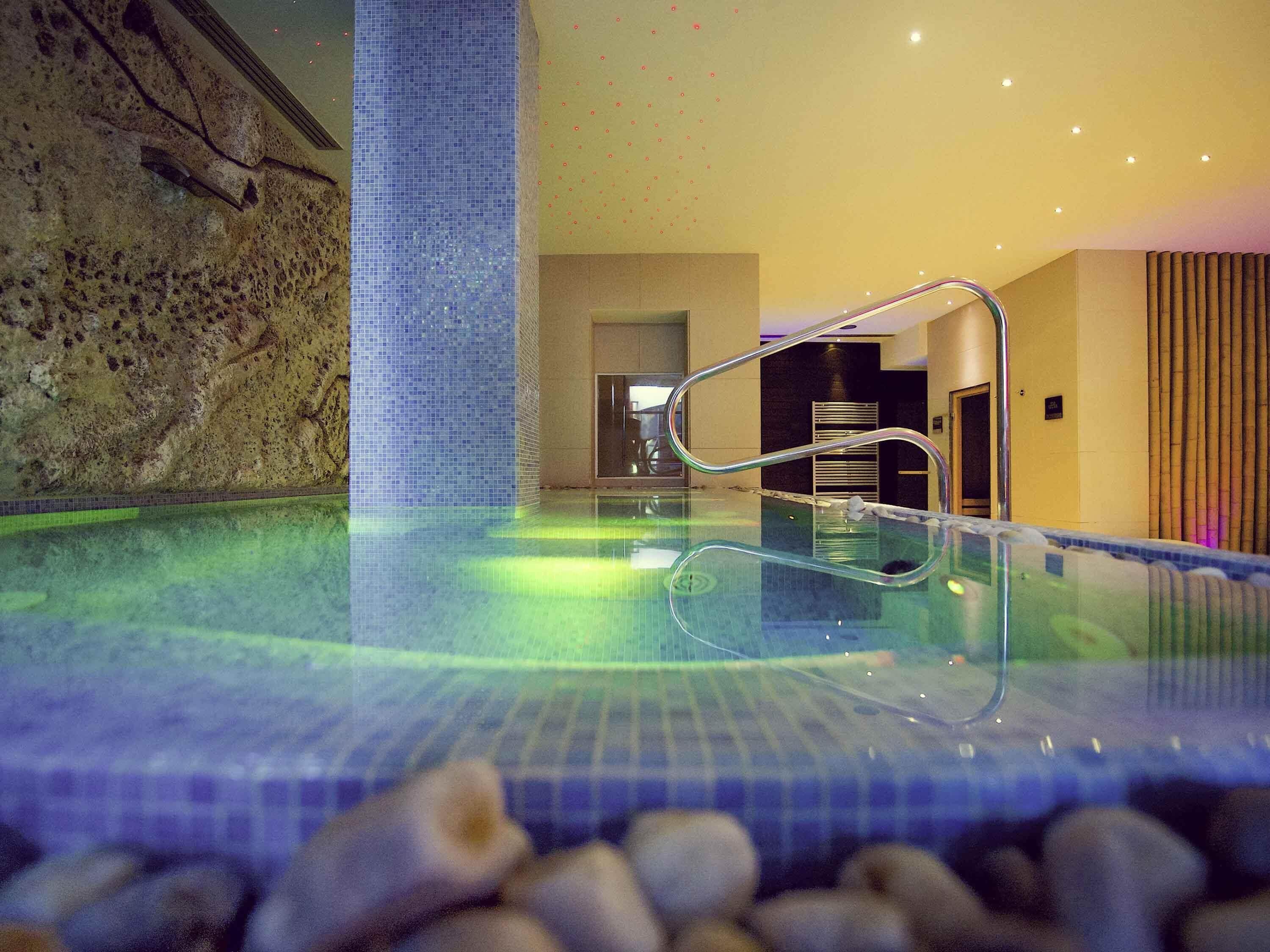 Sale per trattamenti di coppia, sauna, vasca idromassaggio, bagno turco
