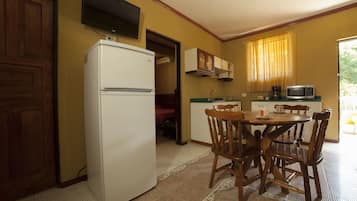 Apartment | 1 bilik tidur, peti besi dalam bilik, Wi-fi percuma, cadar katil