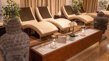 Sauna, steam room, body treatments, hydrotherapy, body wraps