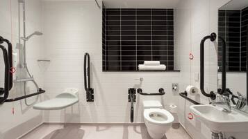 Habitación estándar, 1 cama doble, accesible para personas con discapacidad | Baño