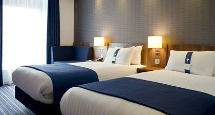 Holiday Inn Express Dunstable by IHG