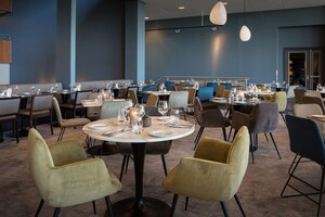 Frokost og middag serveres