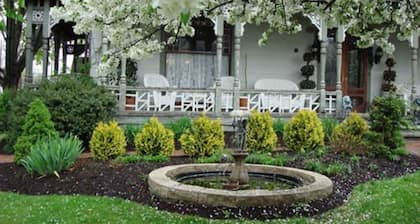 Rocking Horse Inn