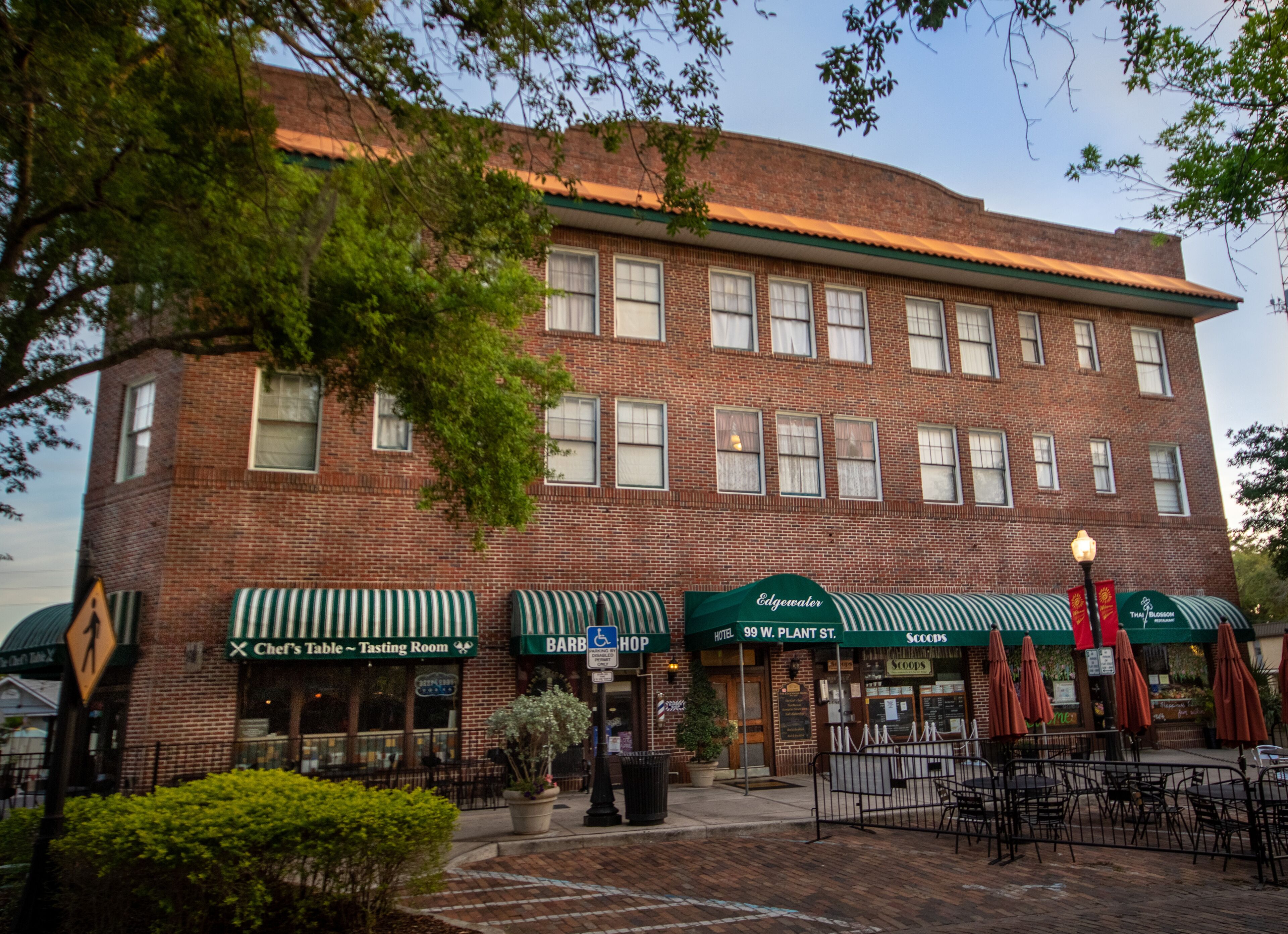 Foto - The Edgewater Hotel