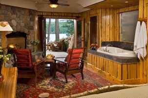 Luxury Suite, Hot Tub, Lake View (Forest) | Premium bedding, in-room safe, individually decorated