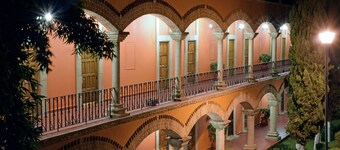 米西翁特拉斯卡飯店