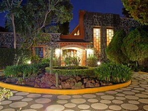Exterior - Hotel Mision Tlaxcala (Tlaxcala)