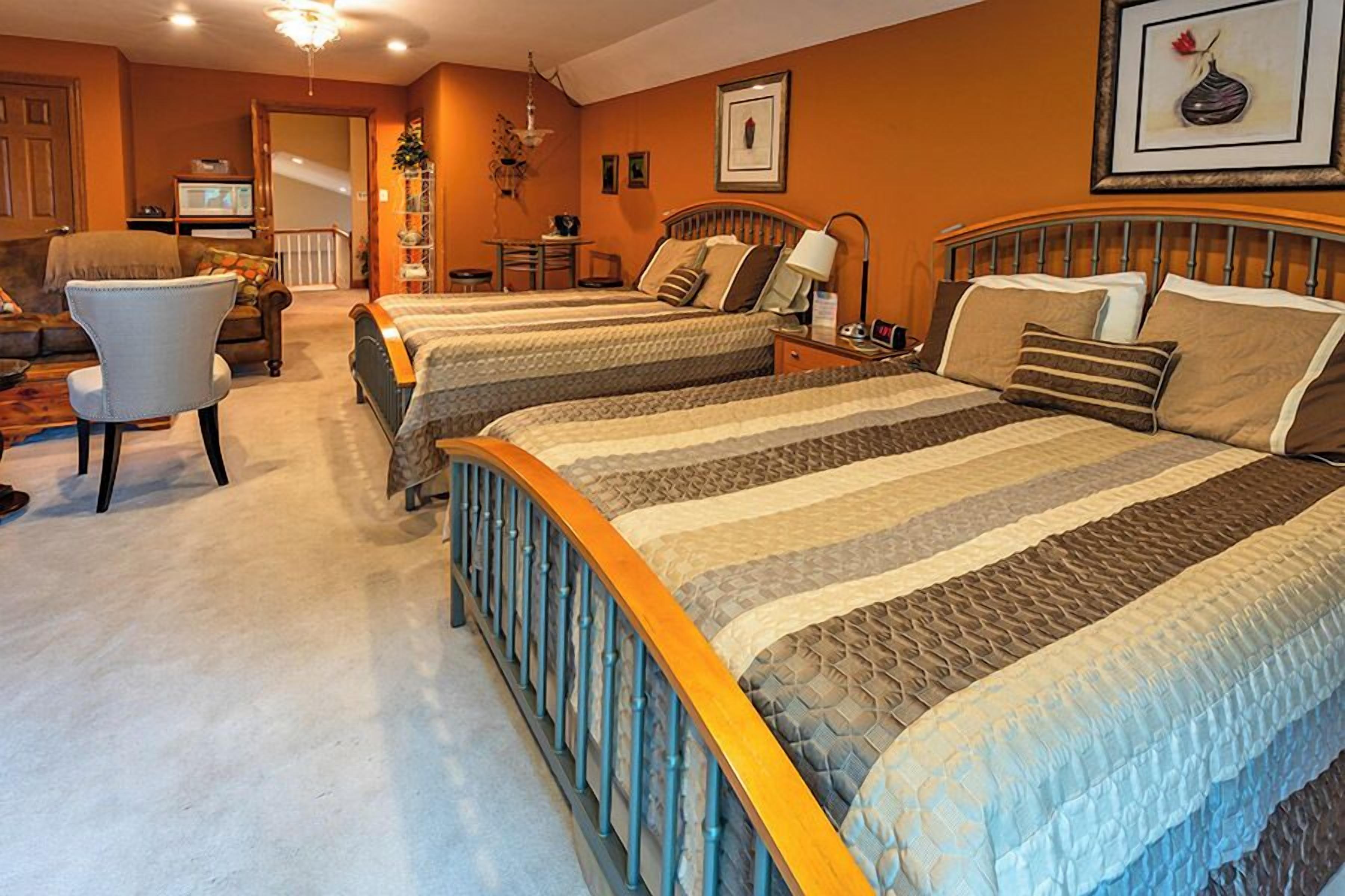 Suite, 2 Queen Beds, Non Smoking (Loft Suite) | Premium bedding, desk, soundproofing, free WiFi