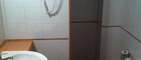 Minibar, in-room safe, desk, soundproofing