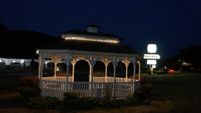 Oakdell Motel