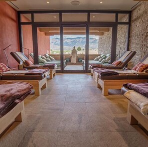 Salle de soins pour les couples, sauna, bain de vapeur