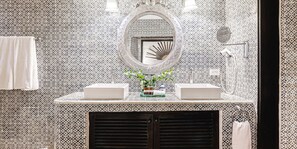 Jr. Suite | Bathroom - Hacienda El Santuario San Miguel de Allende (San Miguel de Allende)