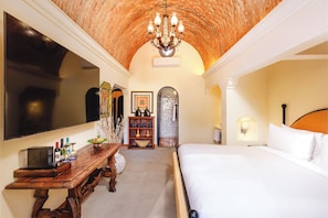 Premium bedding, down duvets, minibar, in-room safe