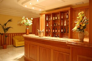 Lounge - Joyfull (Naples)