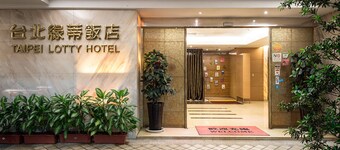 Lotty Hotel