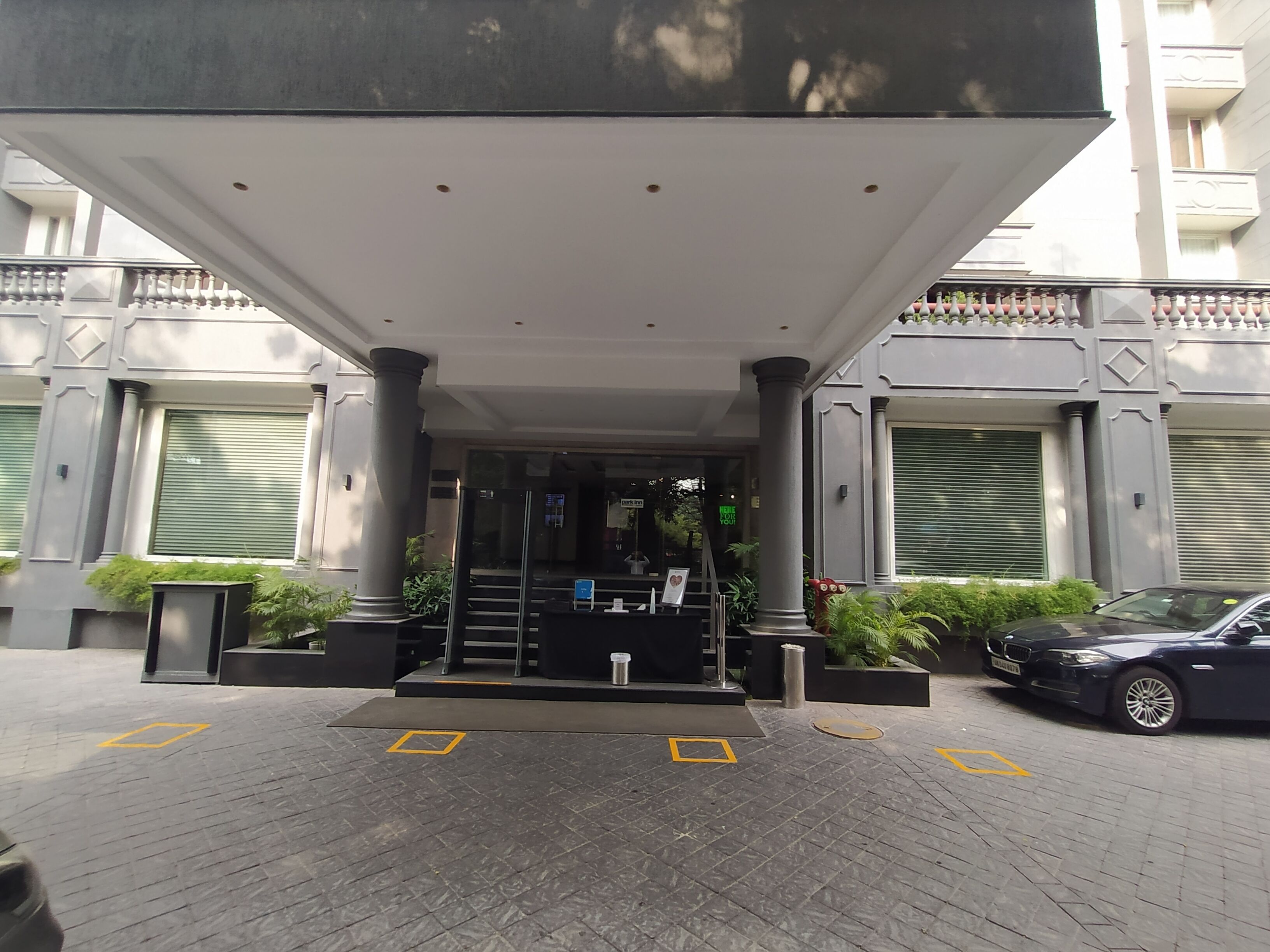 Entrada de la propiedad