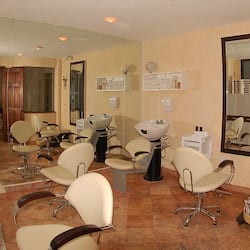Sauna, body treatments, mud baths, aromatherapy, body wraps, body scrubs