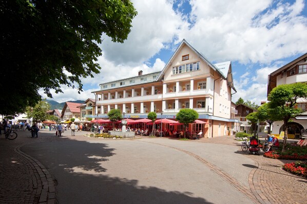 Exterior - Hotel Mohren (Oberstdorf)