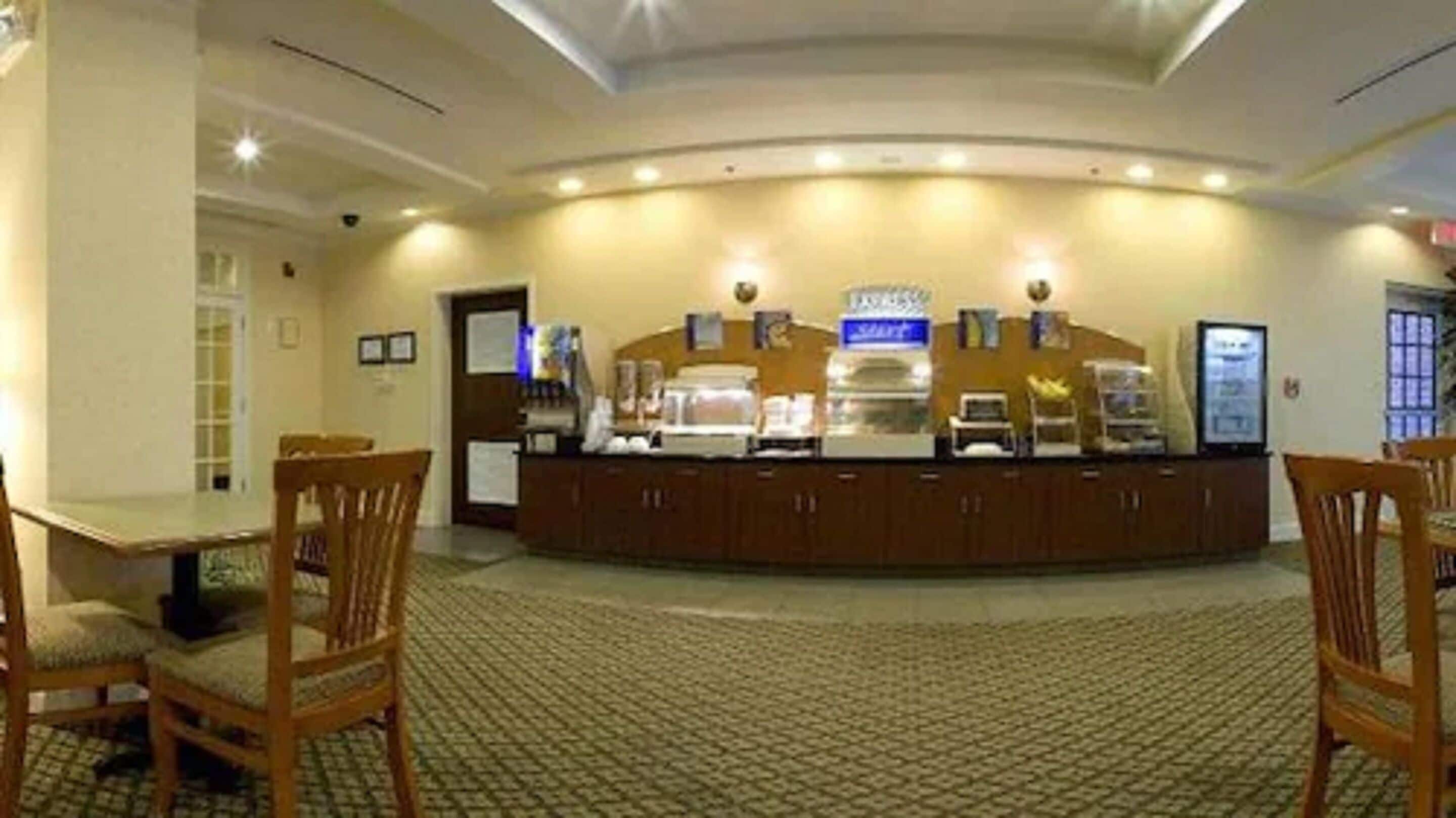 Free buffet breakfast 