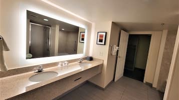 Suite, 2 Schlafzimmer | Zimmerausstattung